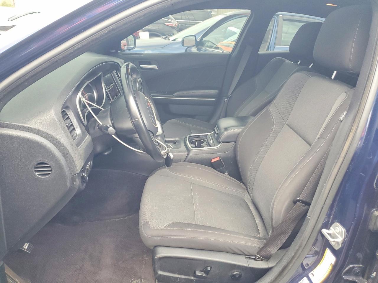 Dodge Charger Sxt