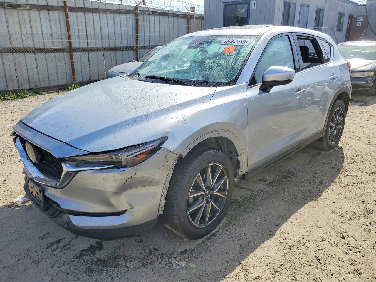 Salvage Mazda Cx Image
