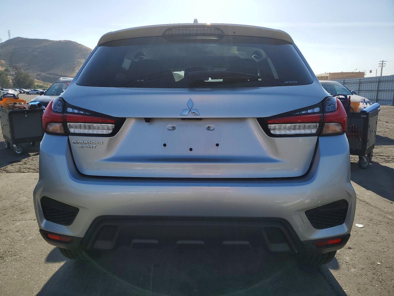 Mitsubishi Outlander S
