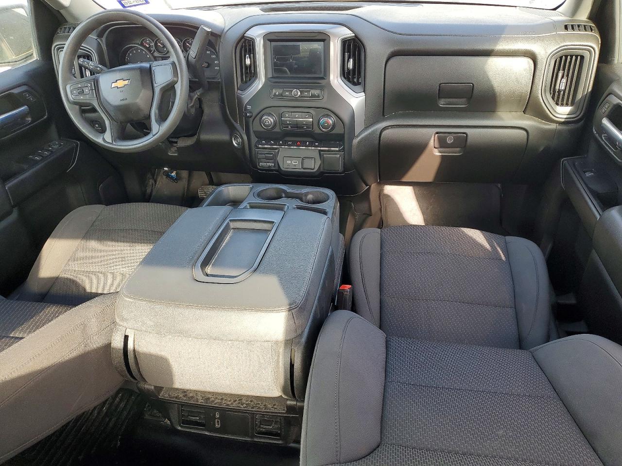 Chevrolet Silverado C1500