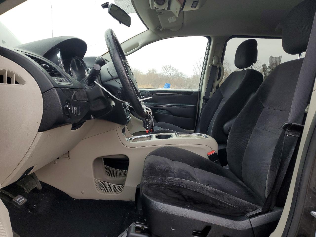 Dodge Caravan Sxt