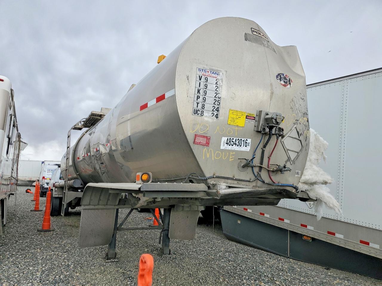 Salvage Polar Tank Trailer Tanker Image