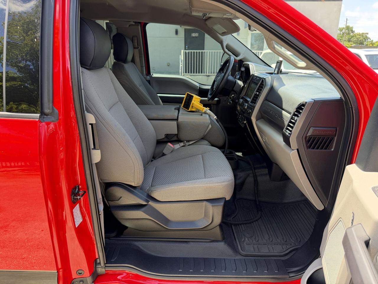 Ford F-550 Super Duty