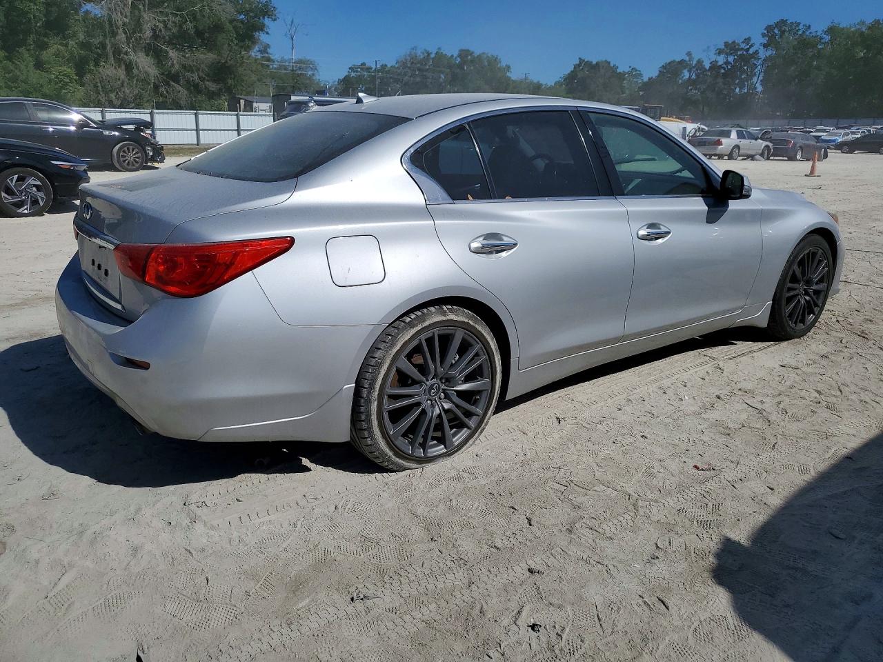 INFINITI Q50 Red Sport 400