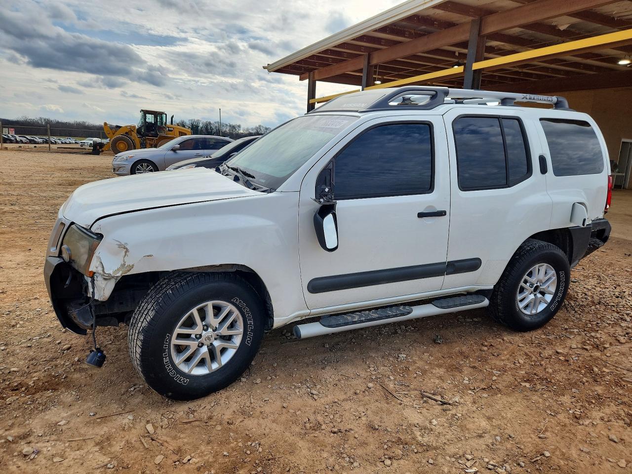 Salvage Nissan Xterra Image