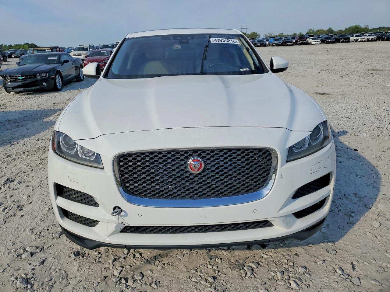 Jaguar F-PACE Premium