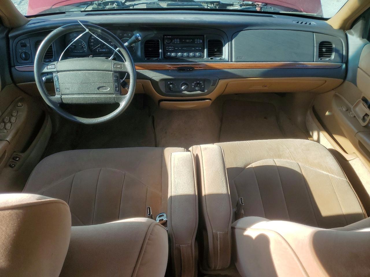 Ford Crown Vic