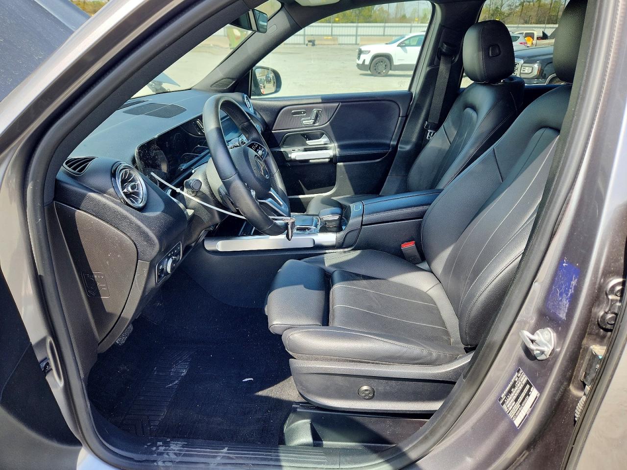 Mercedes-Benz GLB 250 4matic
