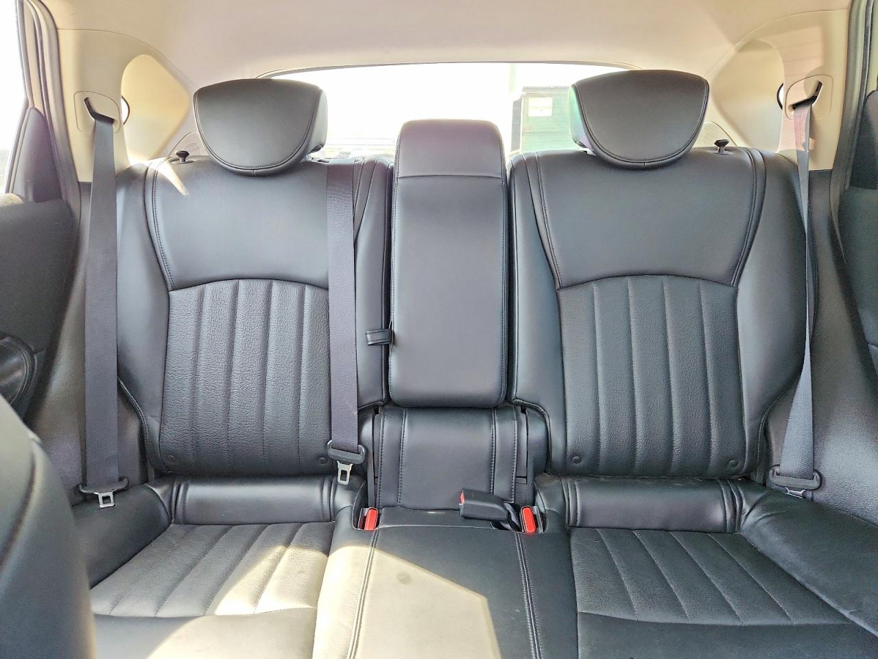 INFINITI Qx Base