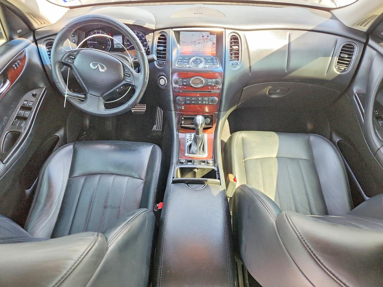 INFINITI Qx Base