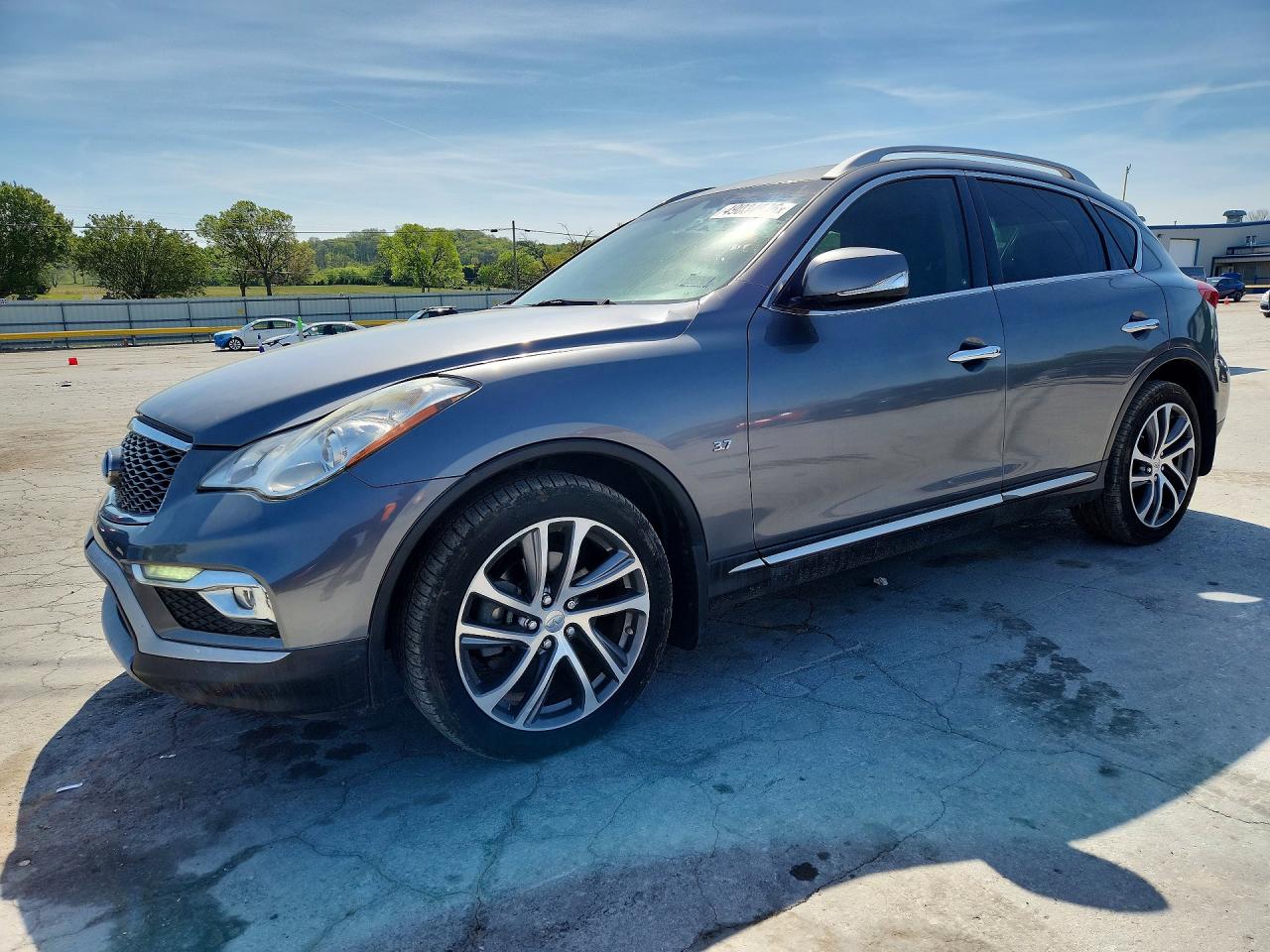 Salvage INFINITI Qx Image