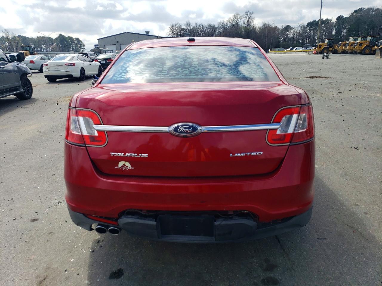 Ford Taurus Limited