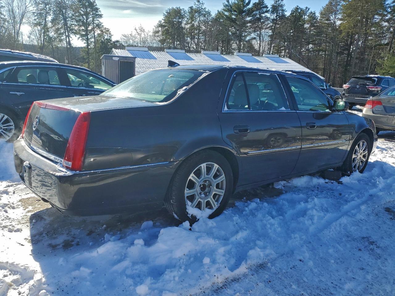 Cadillac DTS