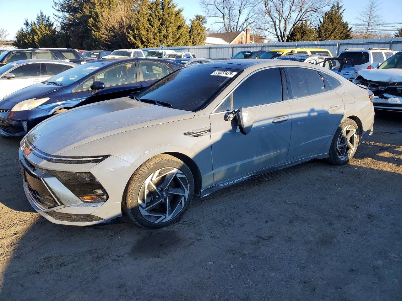 Salvage Hyundai SONATA Image