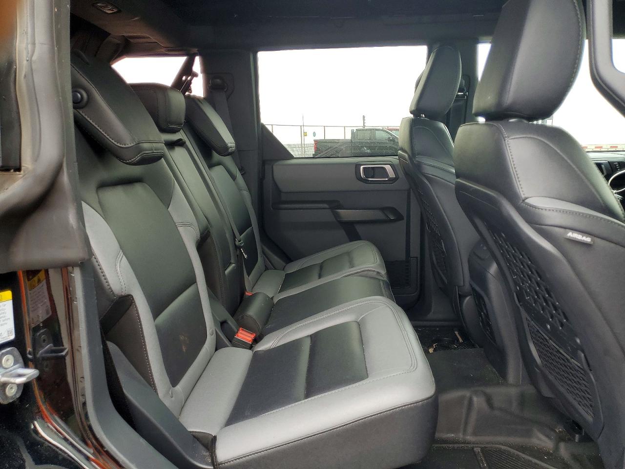 Ford Bronco Black Diamond