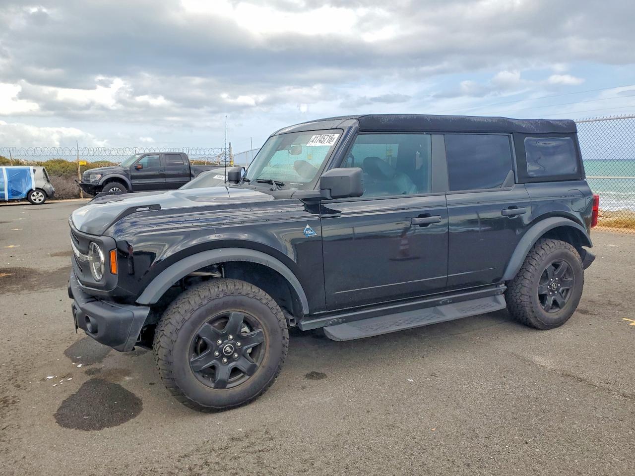 Salvage Ford Bronco Image
