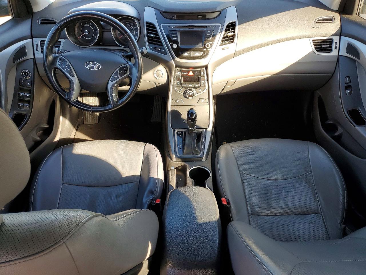 Hyundai ELANTRA Limited