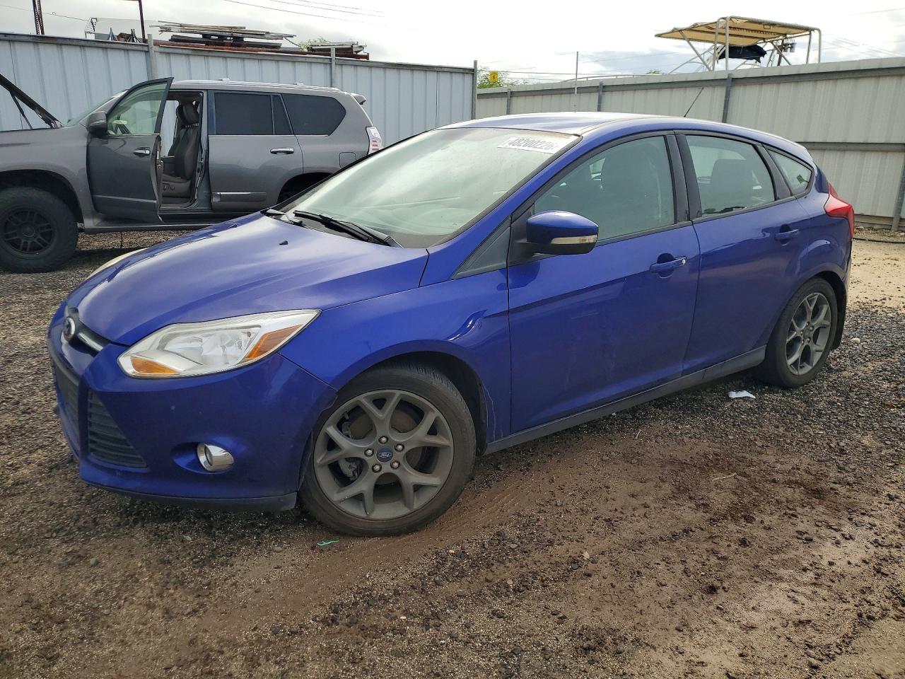 Salvage Ford Focus Image