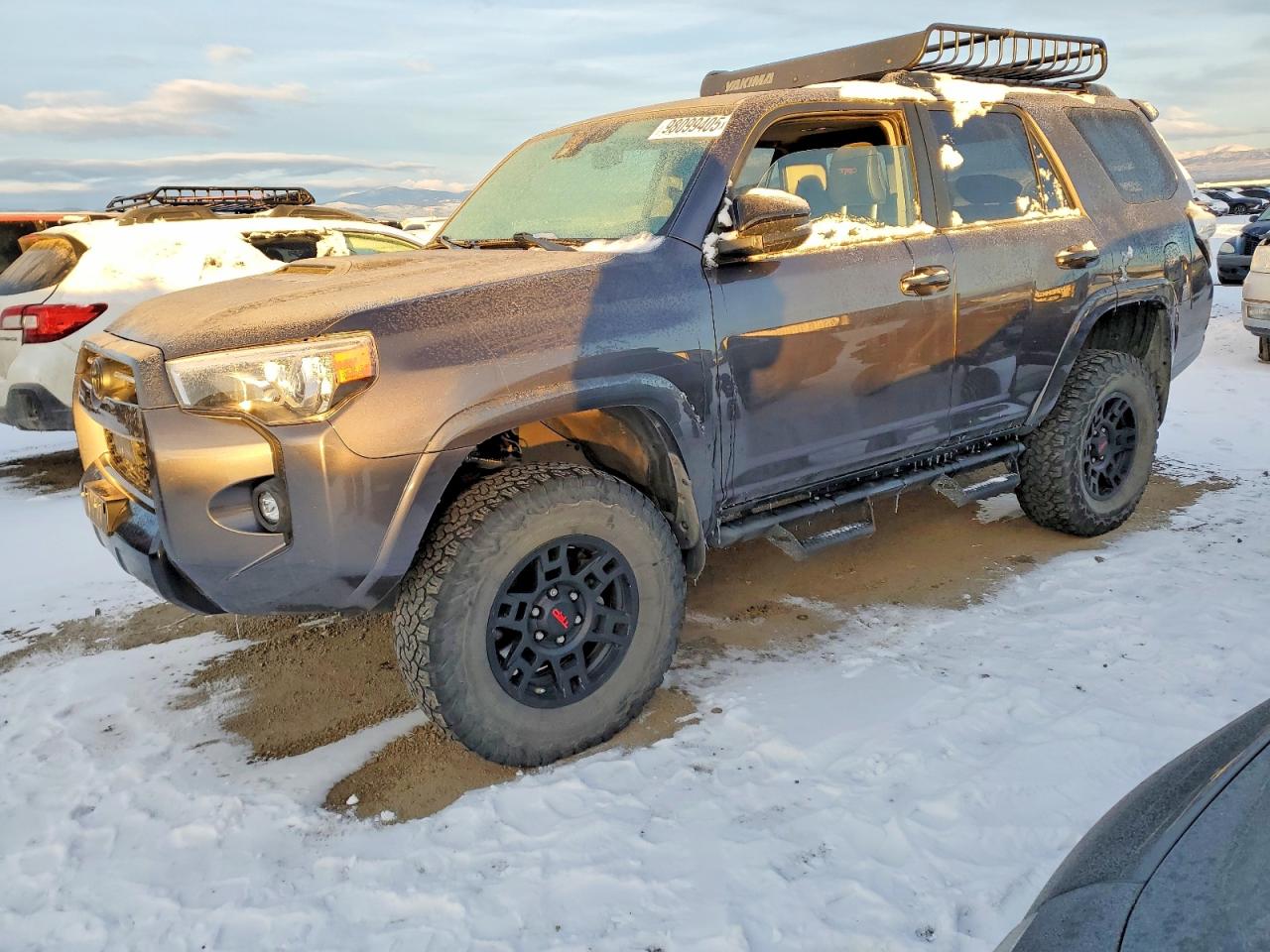 Salvage Toyota 4Runner Image