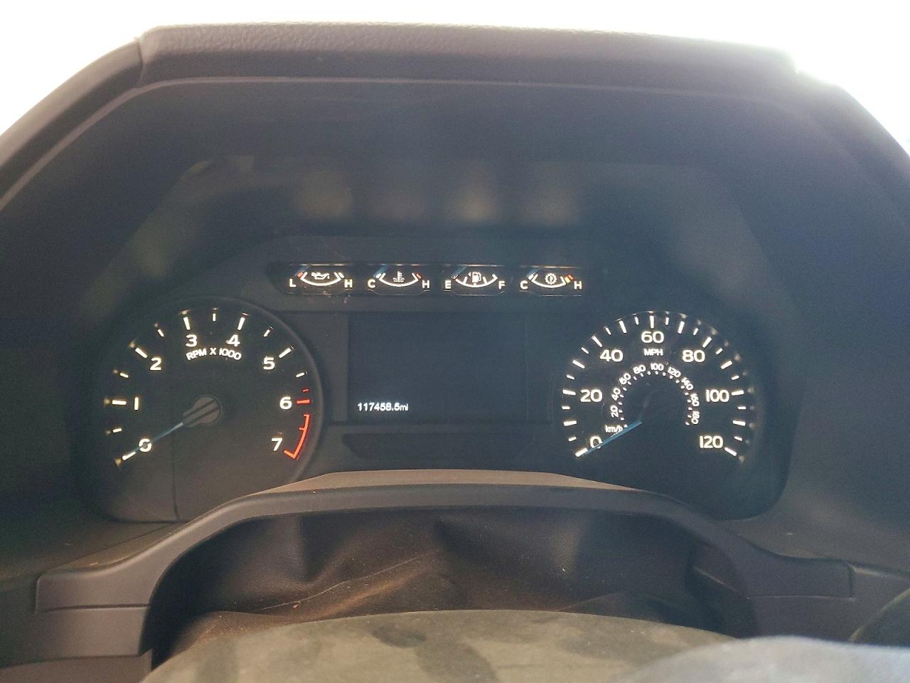Ford F-150 Super Cab