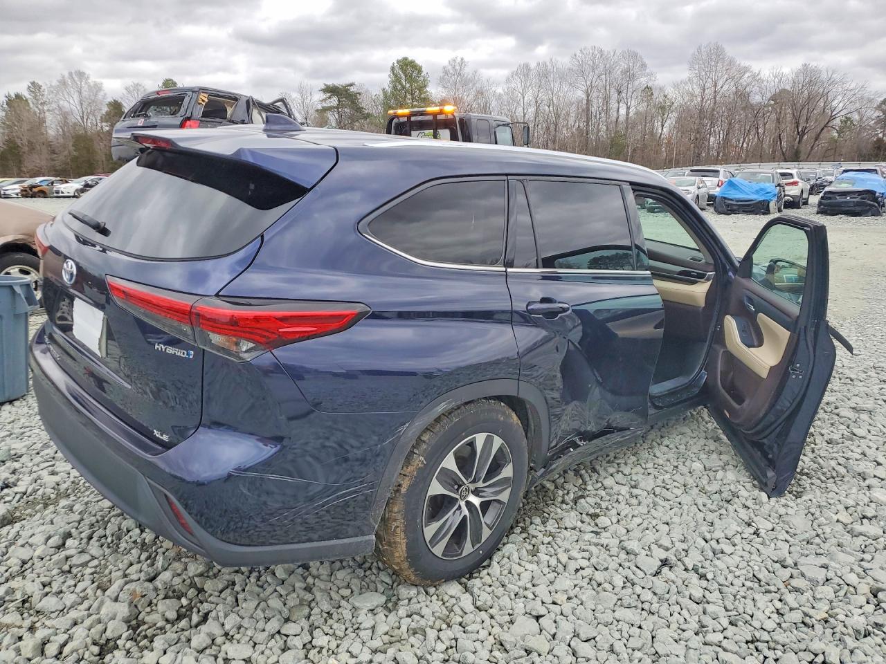 Toyota Highlander Hybrid Xle