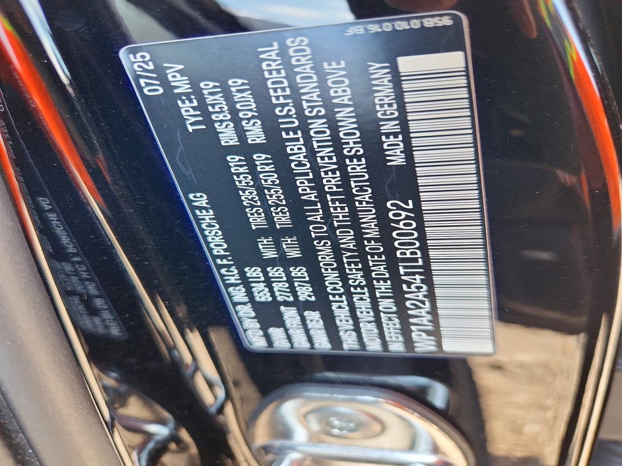 Porsche Macan Base