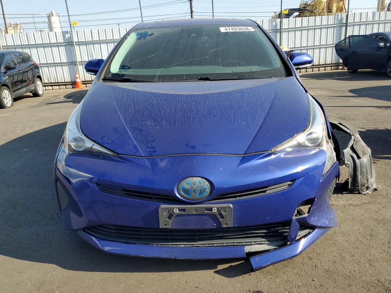 Toyota Prius Three