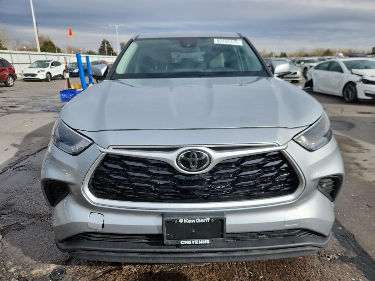 Toyota Highlander L