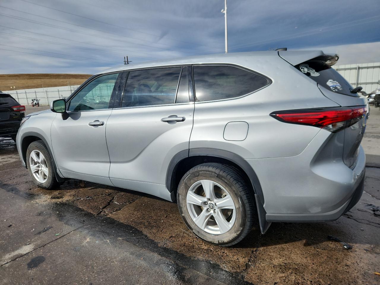 Toyota Highlander L