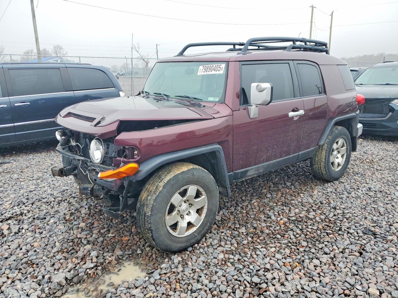 Salvage Toyota FJ Cruiser Image