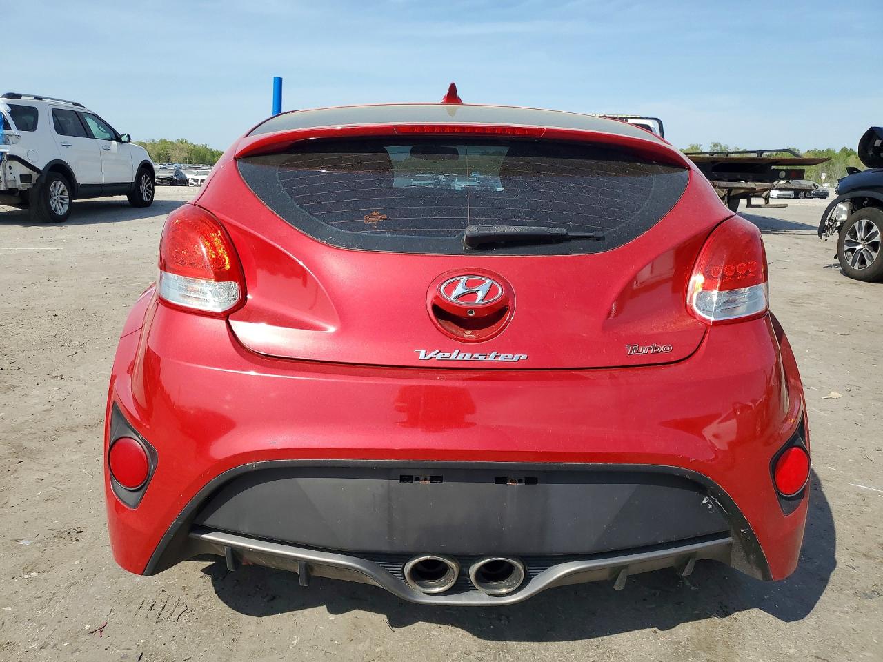 Hyundai VELOSTER Turbo