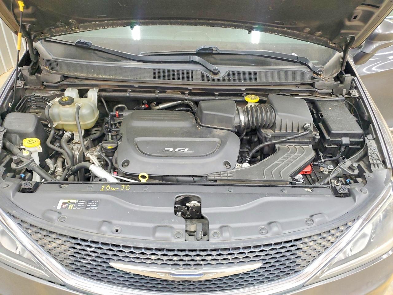 Chrysler Pacifica Touring L