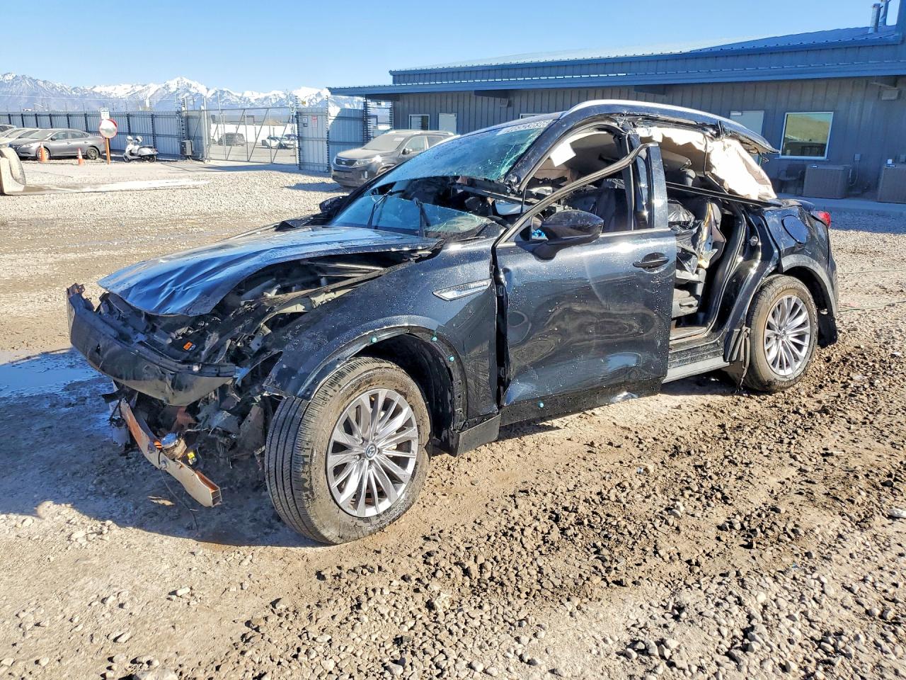 Salvage Mazda Cx Image