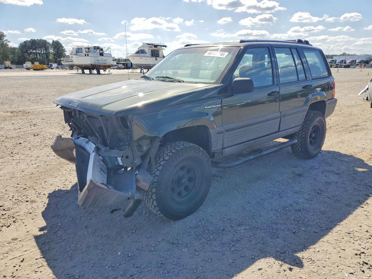 Salvage Jeep Cherokee Image