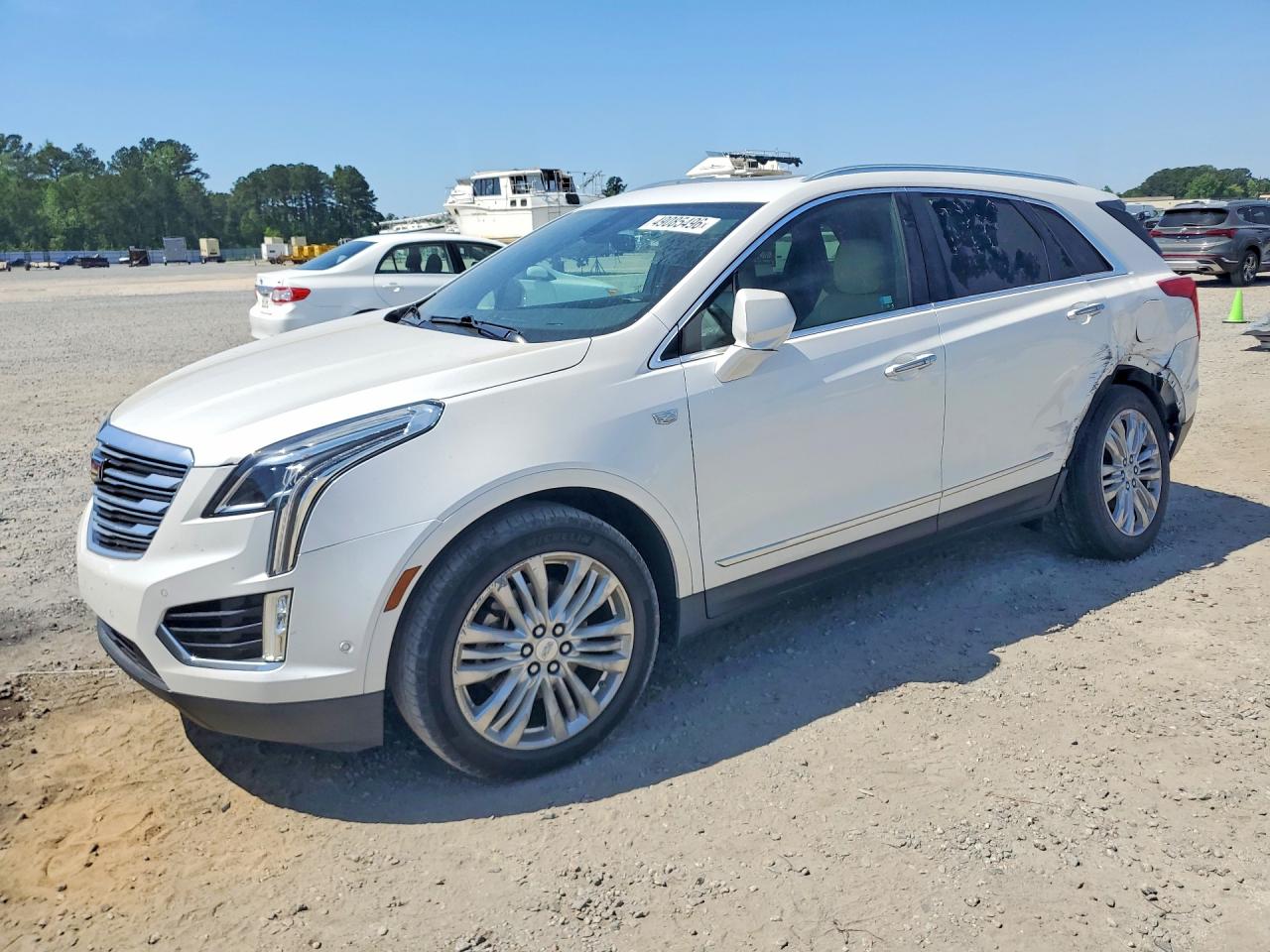 Salvage Cadillac XT5 Image