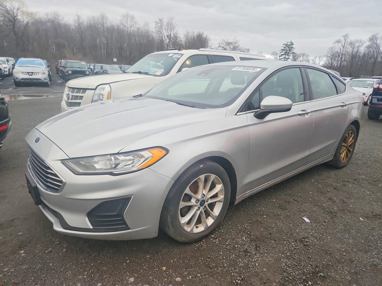 Salvage Ford Fusion Image