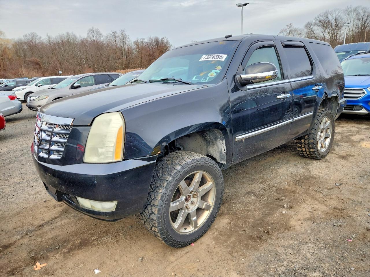 Salvage Cadillac Escalade Image
