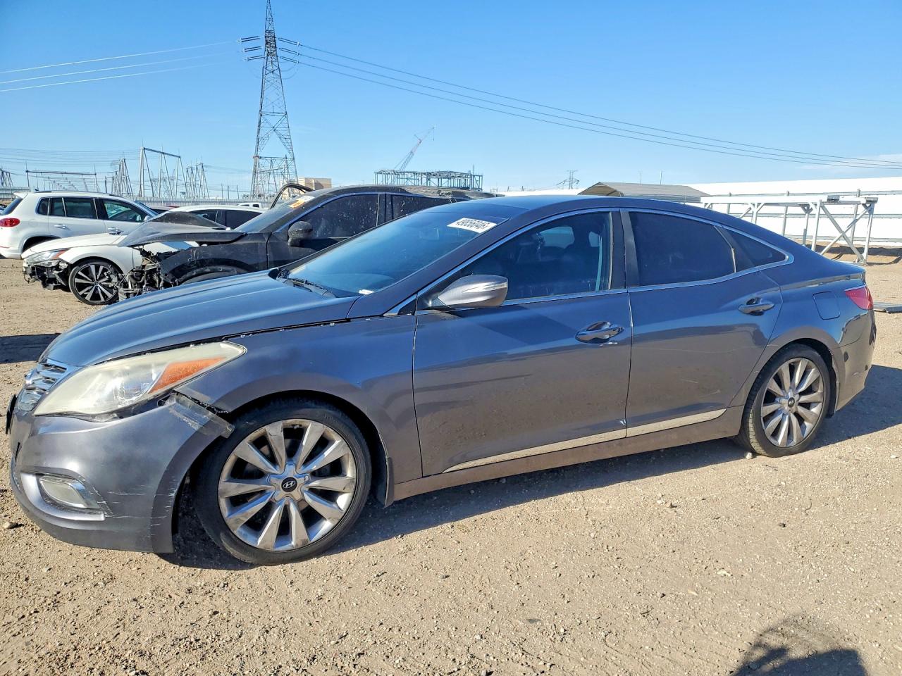 Salvage Hyundai Azera Base Image