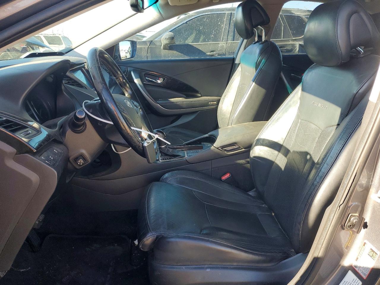Hyundai Azera Base Base