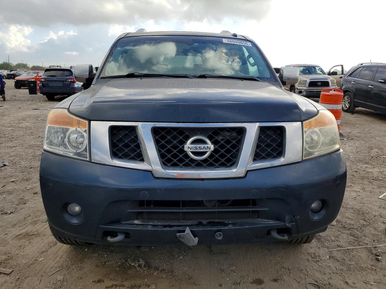 Nissan Armada Platinum