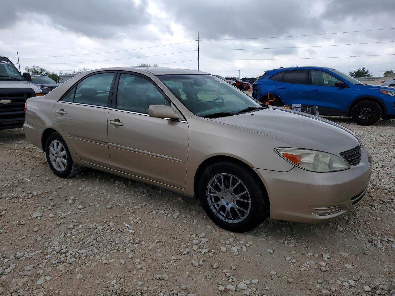 Toyota Camry Xle V6