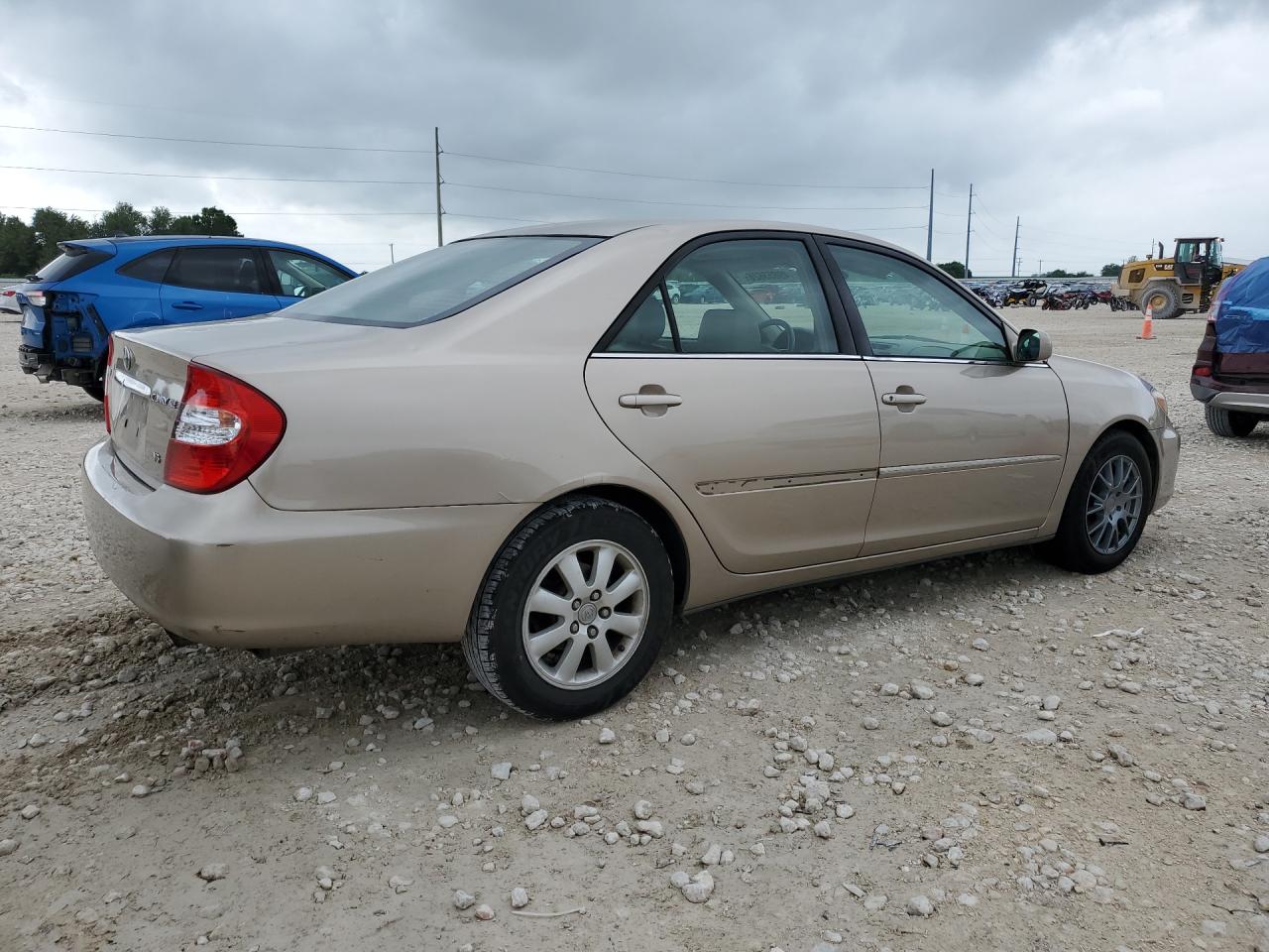 Toyota Camry Xle V6