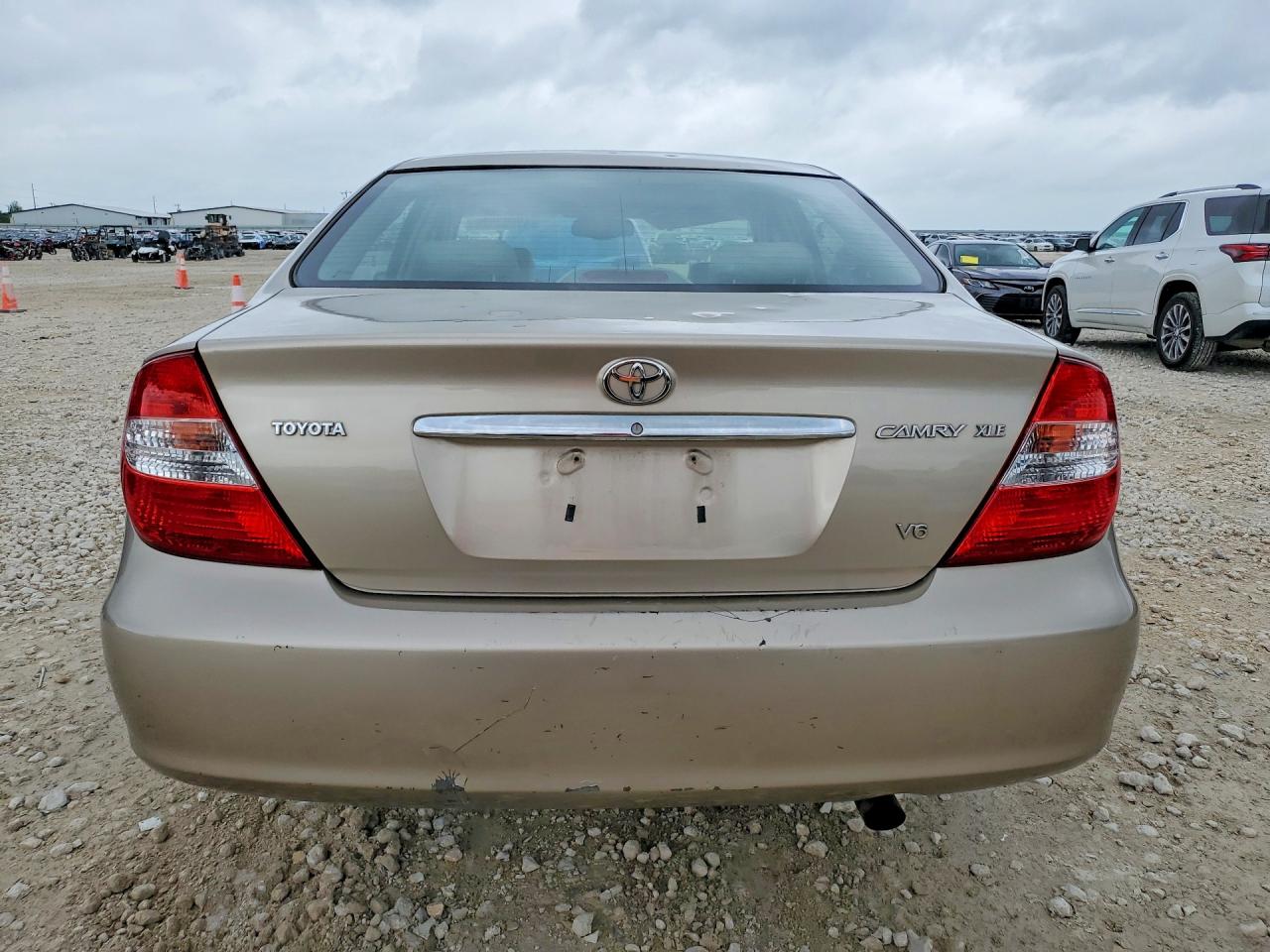 Toyota Camry Xle V6