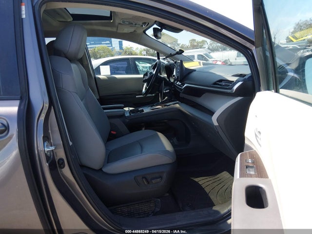 Toyota Sienna Xle