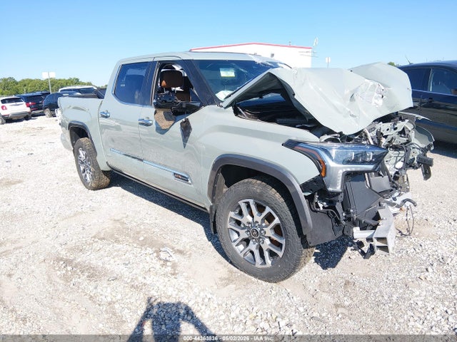 Salvage Toyota Tundra Image