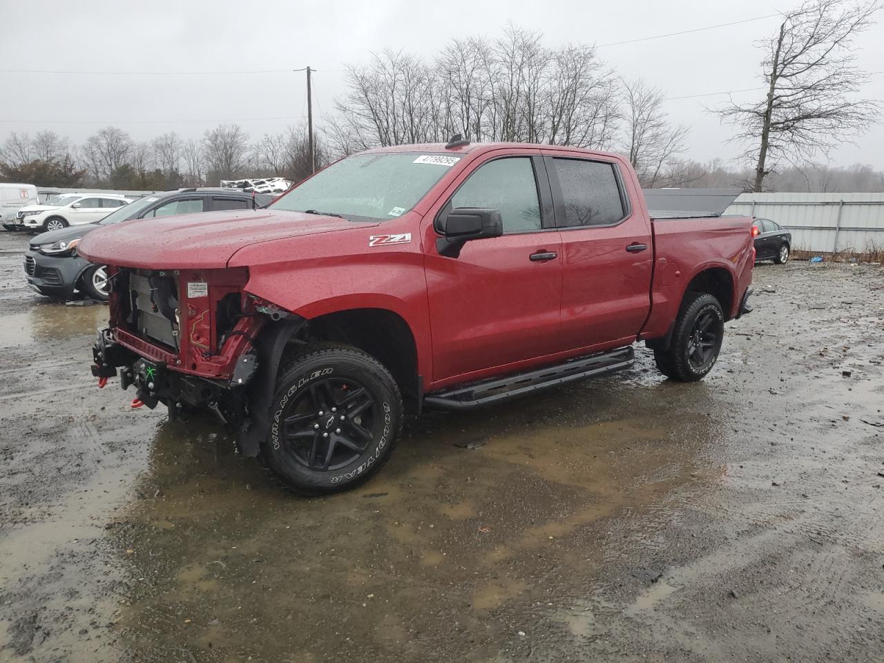 Salvage Chevrolet Silverado Image