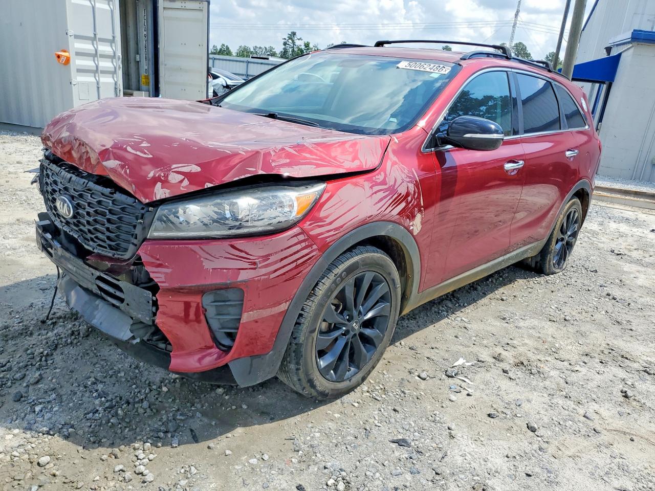 Salvage Kia Sorento Image