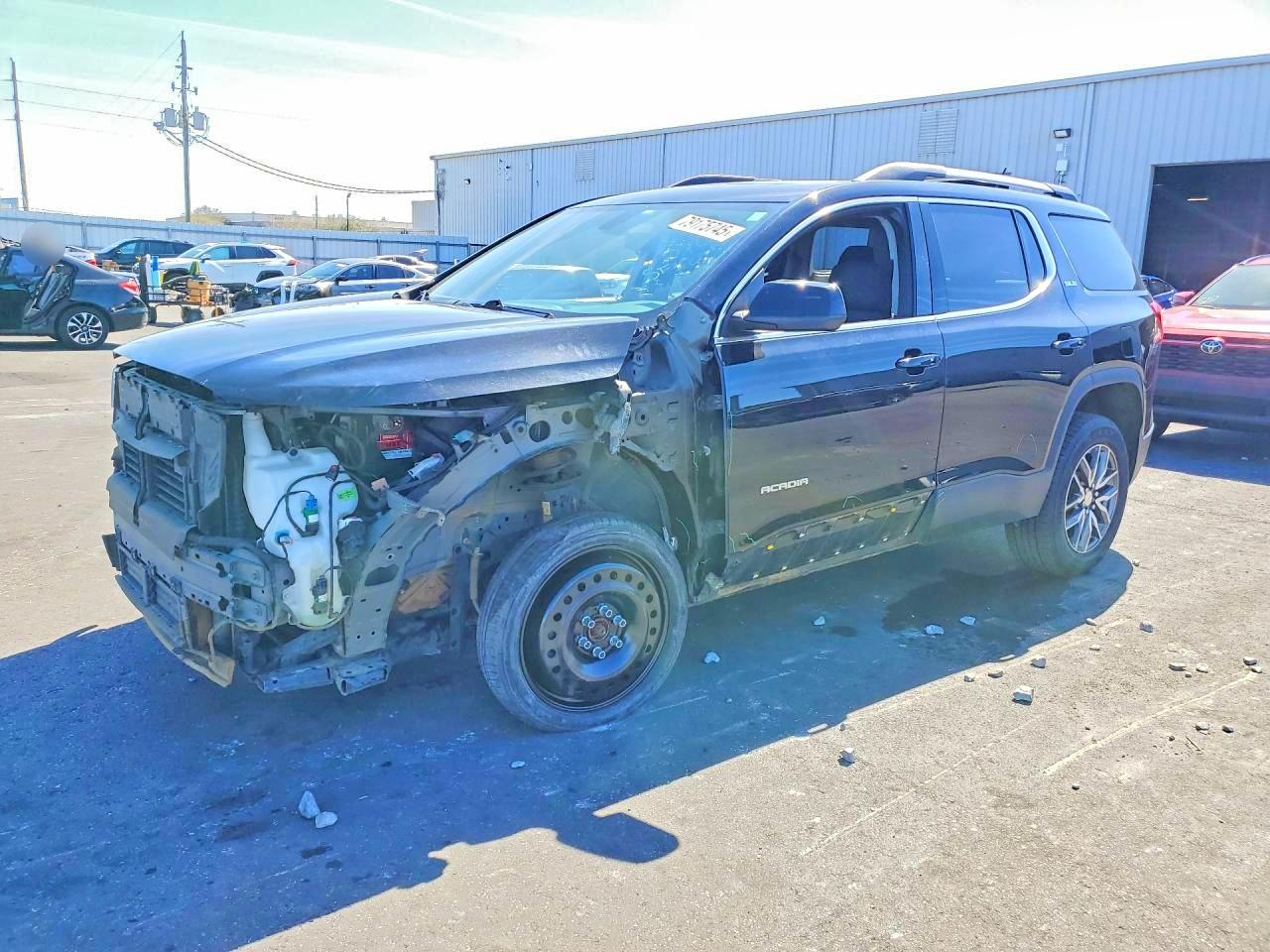 Salvage GMC Acadia Image