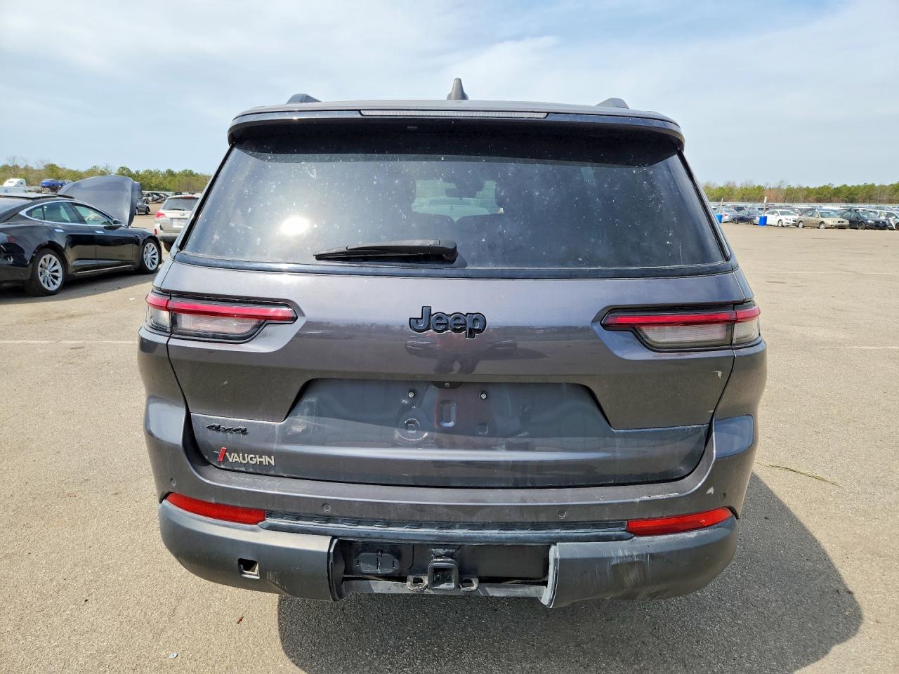 Jeep Cherokee L Laredo