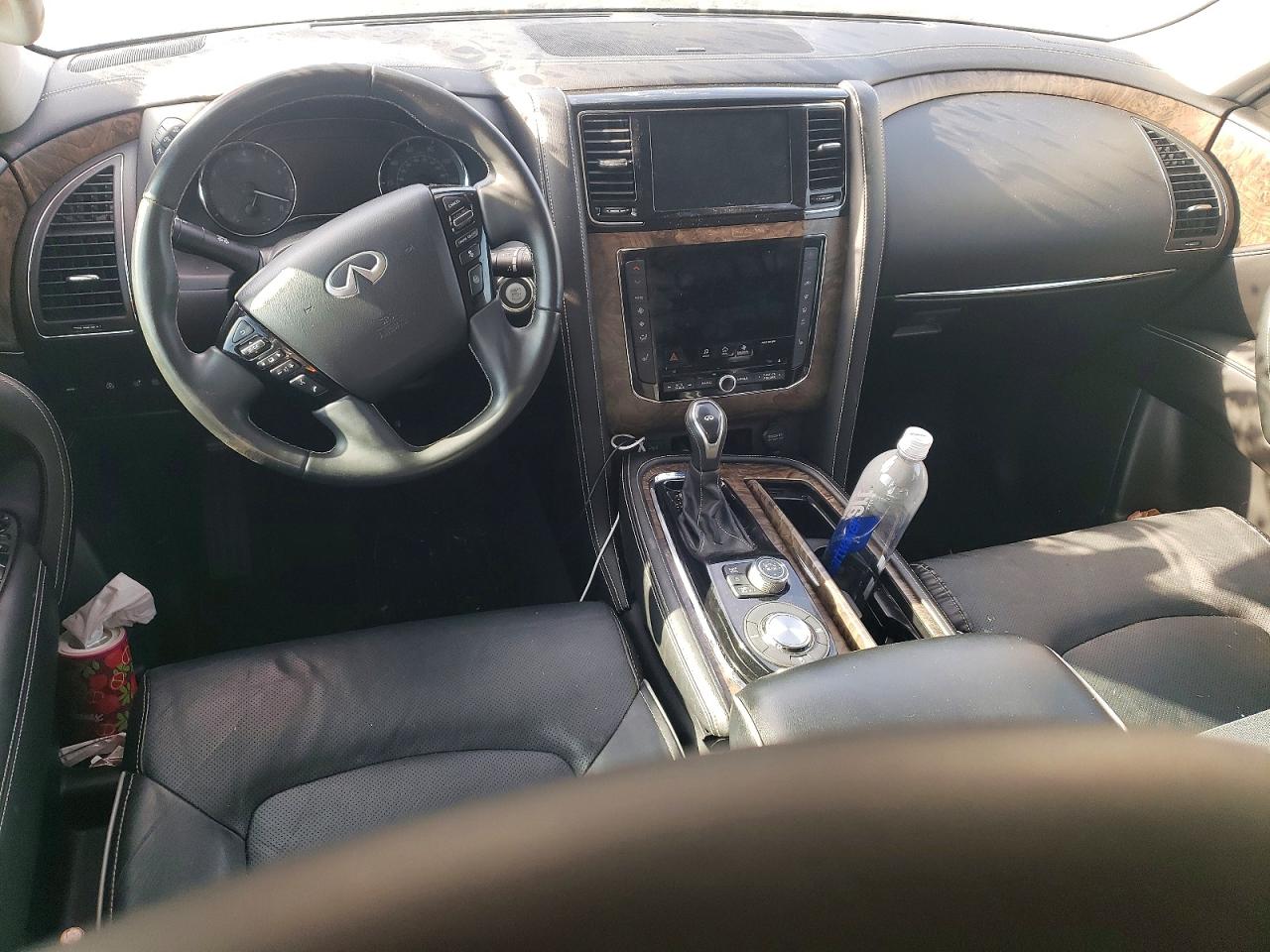 INFINITI Qx Premium Select
